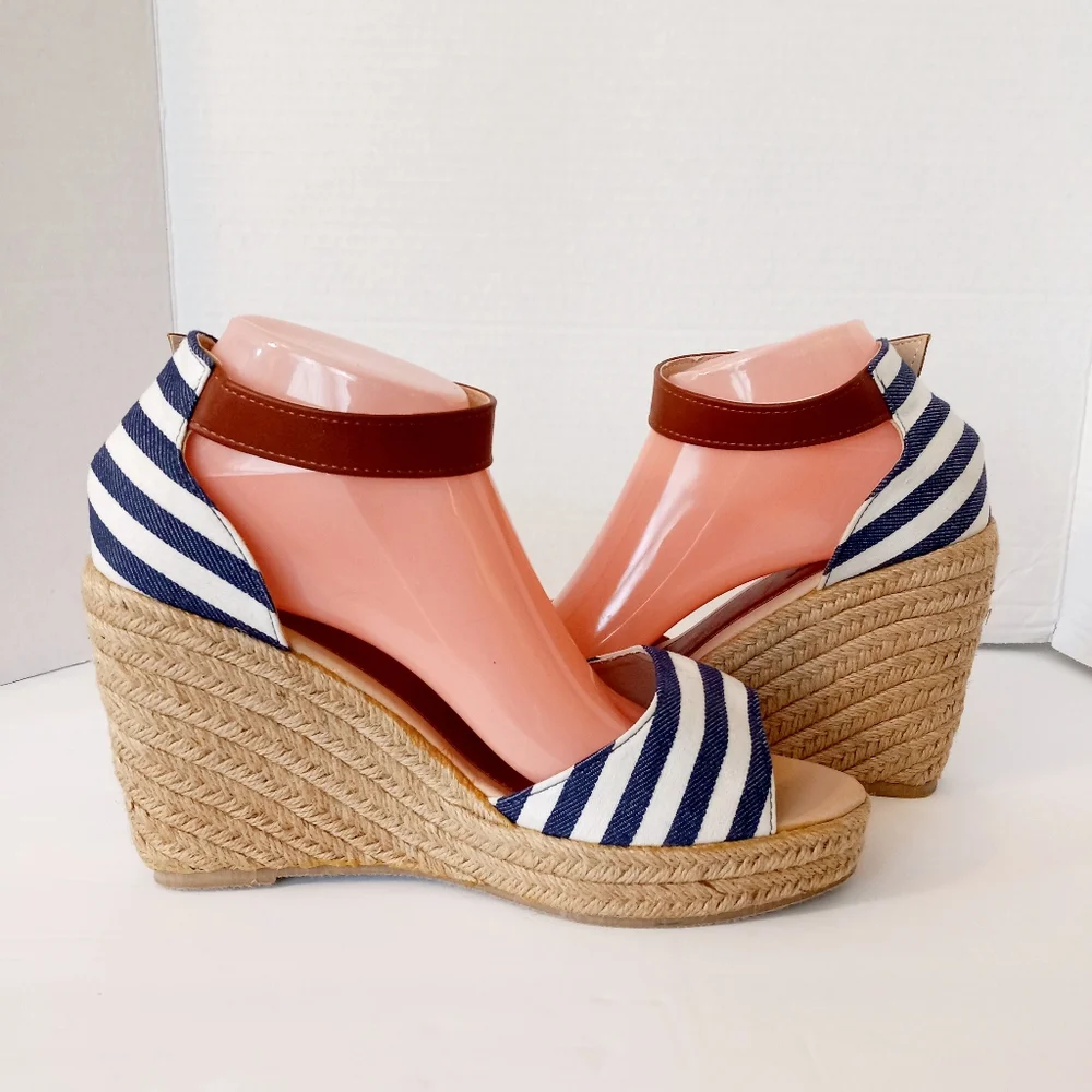 Pierre Dumas navy/white striped   wedge espadrille sandals size 10